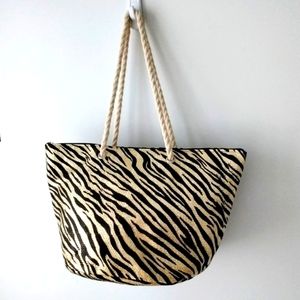 Cappelli ladies animal print straw bag, Large